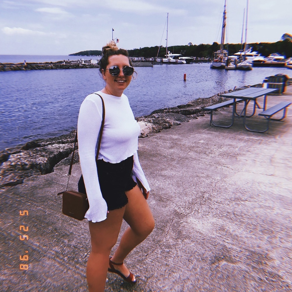 Meet your Posher, Amanda